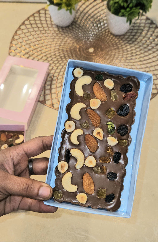 Medium Size Sliding Bar Boxes for 60-100gm Bars (Pack of 10) (White Red, Pink & Green) Kunafa Bar Box (Mix colour as per availability)