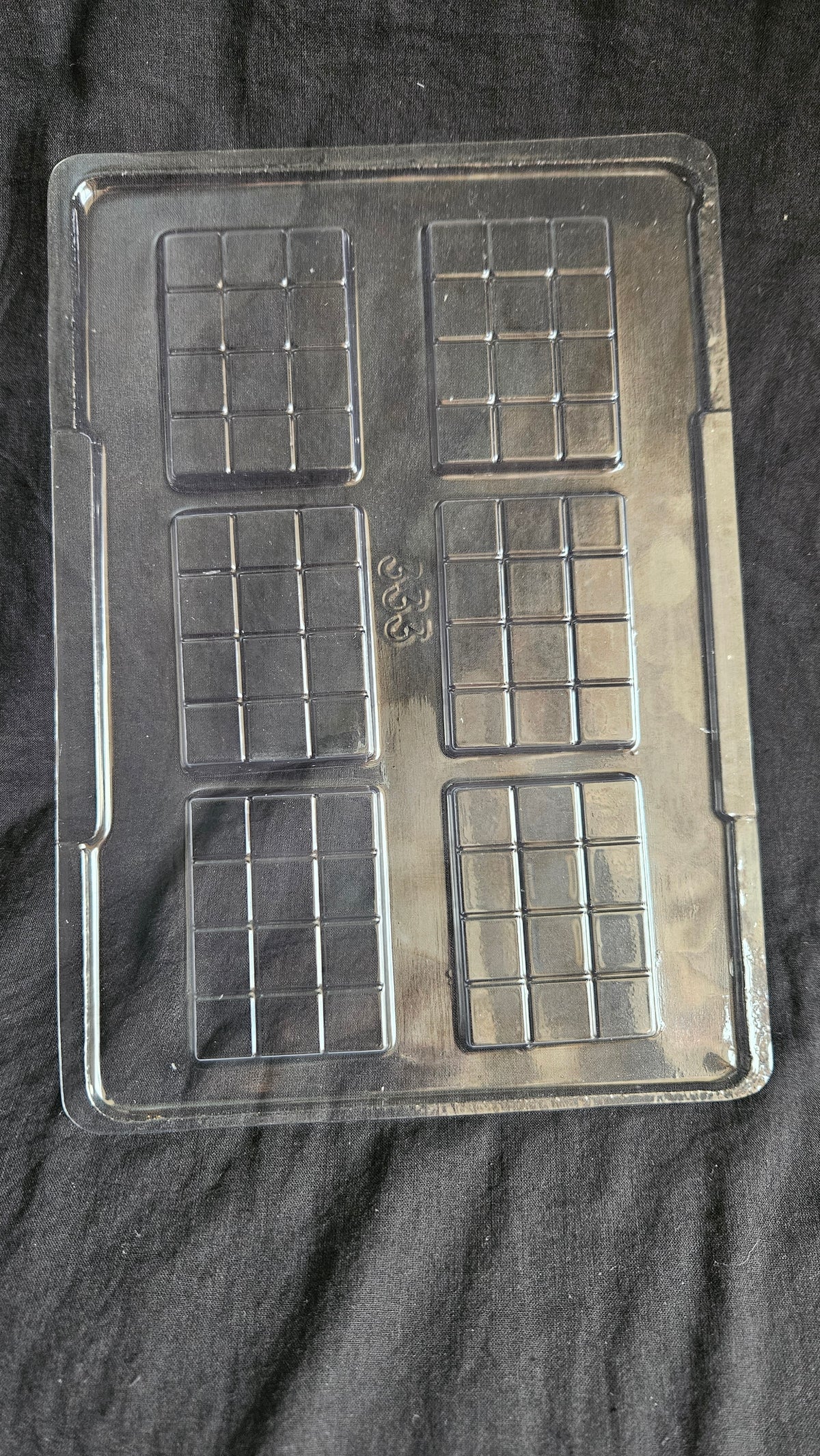 Dairy milk Shape 15-20gm Plastic Chocolate Mould - 333