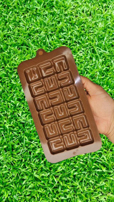 Designer Chocolate Bar Silicon Mould (90-100gm) 100gm Silicon chocolate Bar Mould