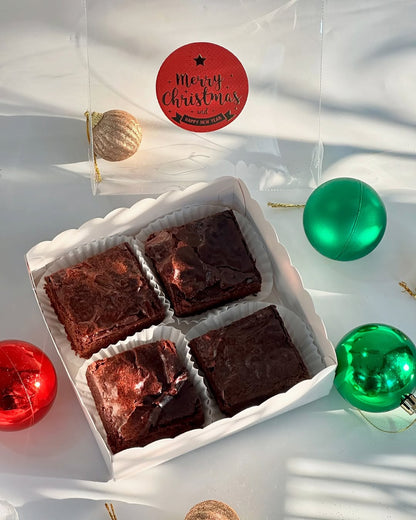 4 Brownie Boxes With Transparent Lid (White colour only) Pack of 10 (6*6*2 inches)