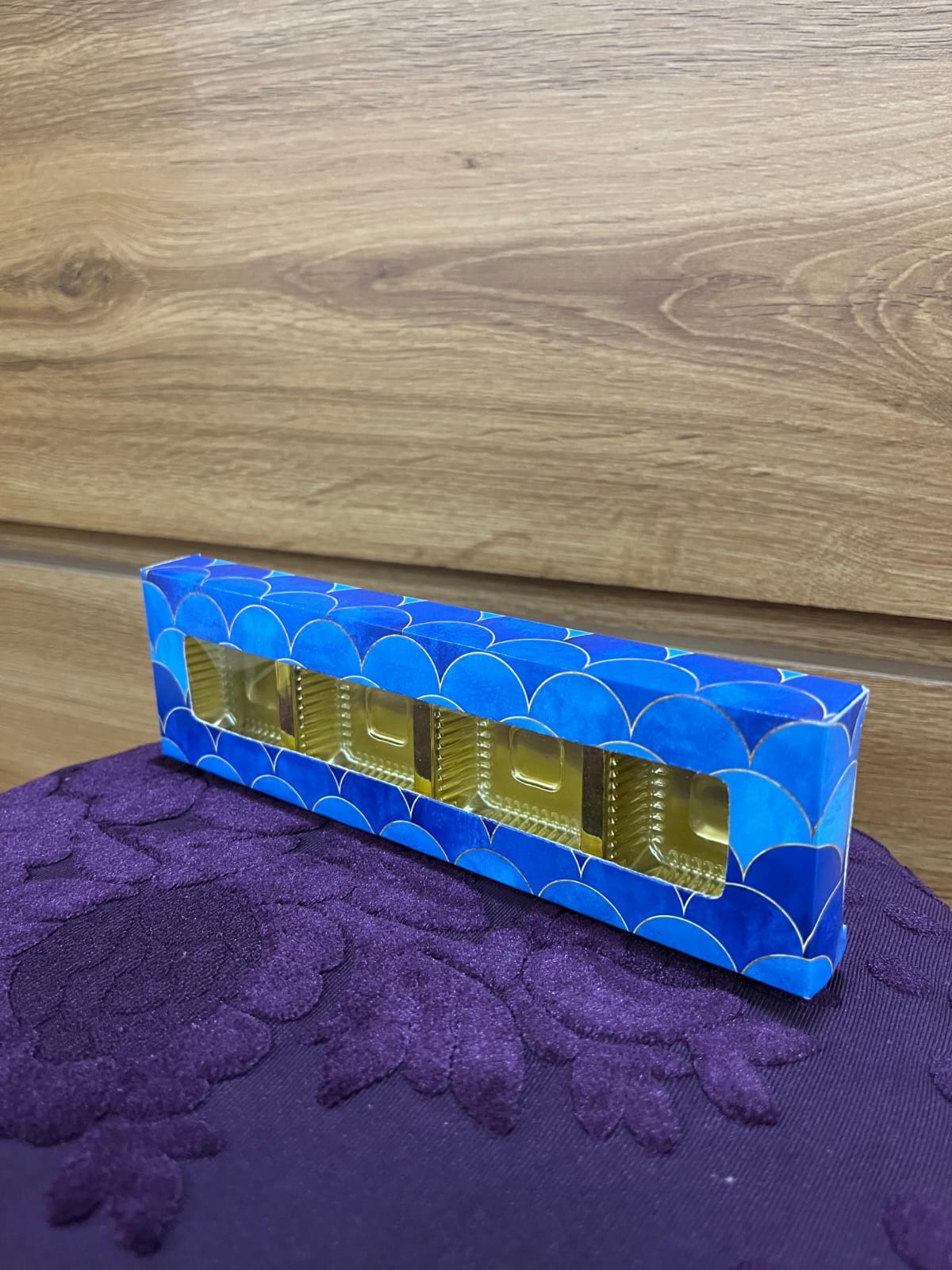 4 Cavity Long Cavity Chocolate Box (Pack of 10 pcs)