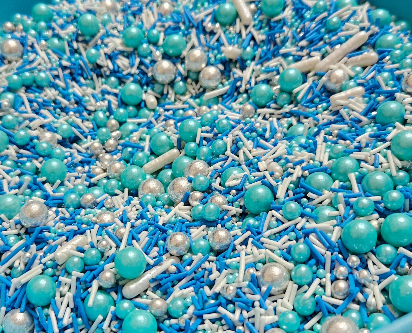 Assorted Sprinklers for cake & chocolates (100gm pack) (Blue, White & Silver Mix)